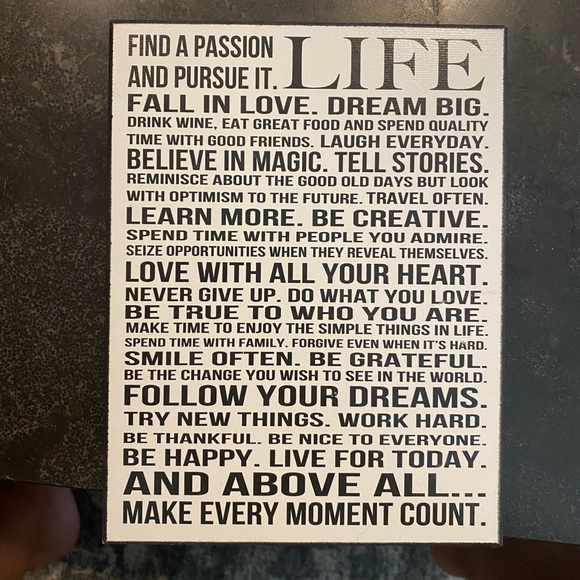 Sign - Picture 1 of 1